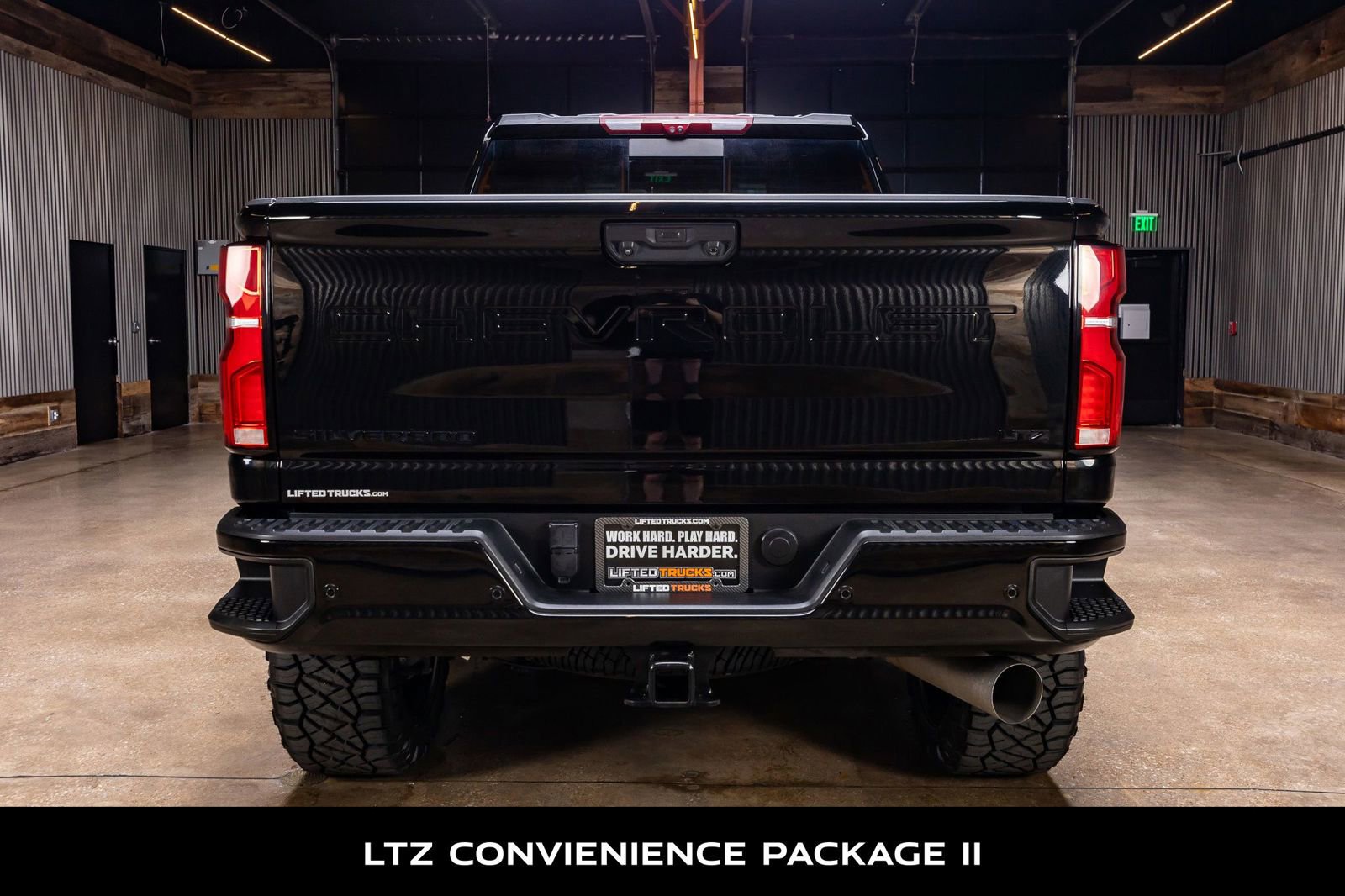 Used 2024 Chevrolet Silverado 2500 LTZ w/ LTZ Plus Package AWD/4WD image 8