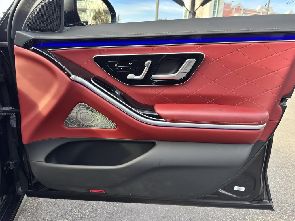 Used 2021 Mercedes-Benz S 580 4MATIC Sedan image 25