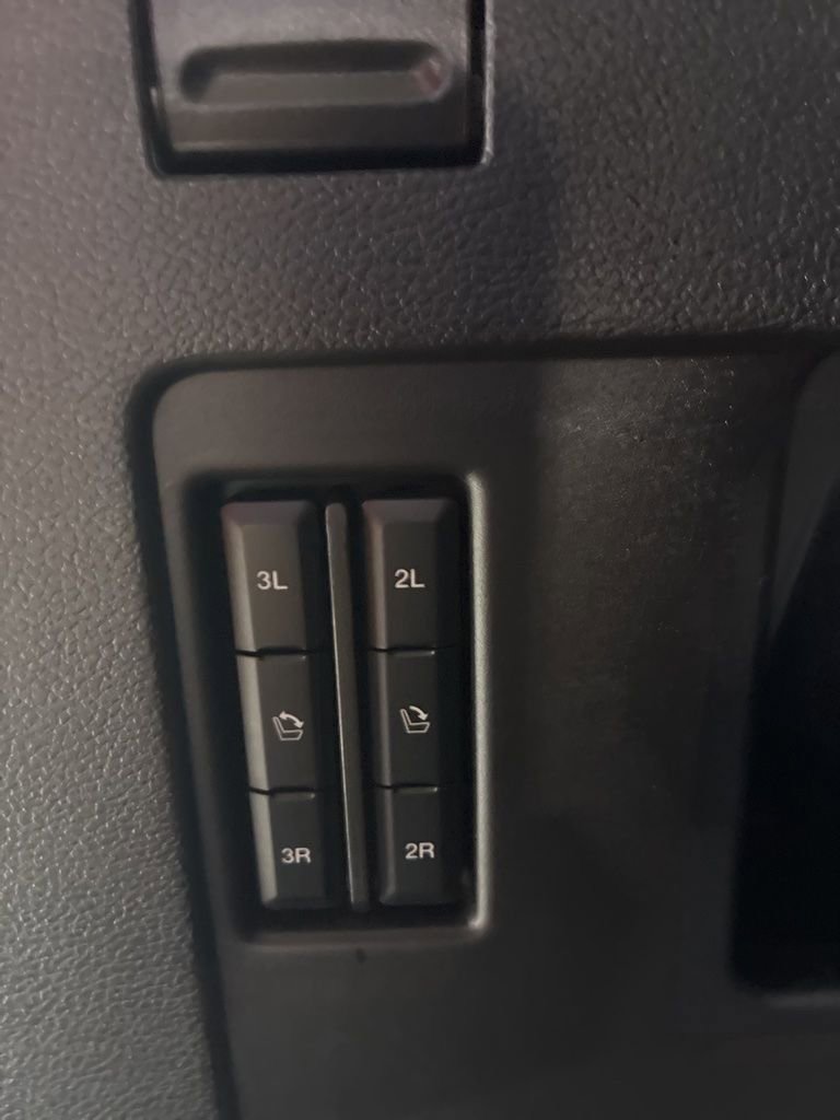 Used 2018 Ford Expedition Max Limited w/ Equipment Group 301A RWD image 47