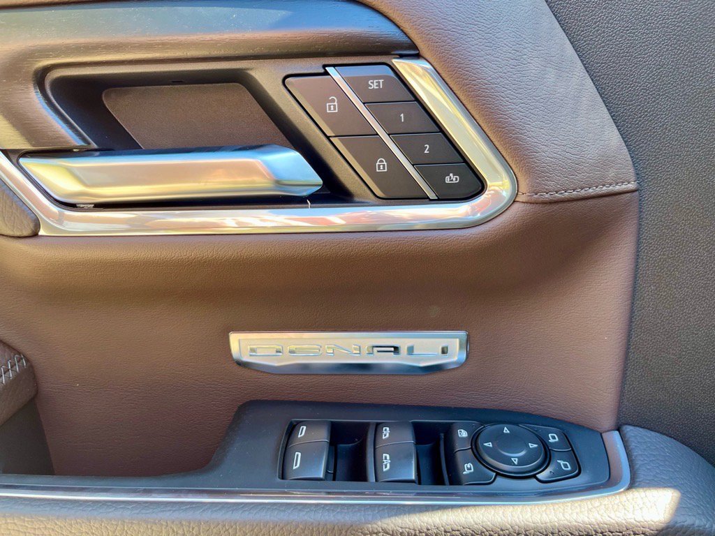 New 2026 GMC Sierra 1500 Denali w/ Denali Reserve Package image 15