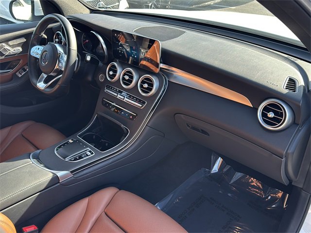 Used 2022 Mercedes-Benz GLC 300 image 26