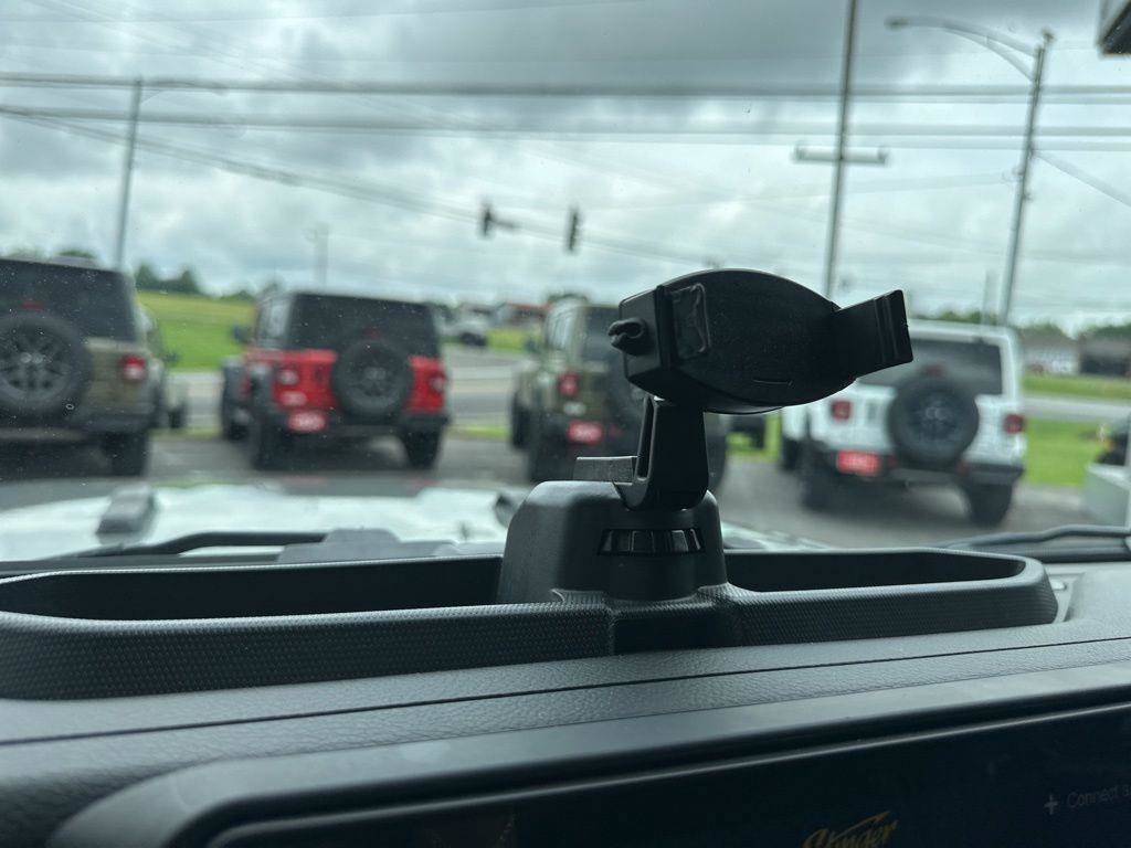 Used 2021 Jeep Wrangler Unlimited Sport AWD/4WD image 43