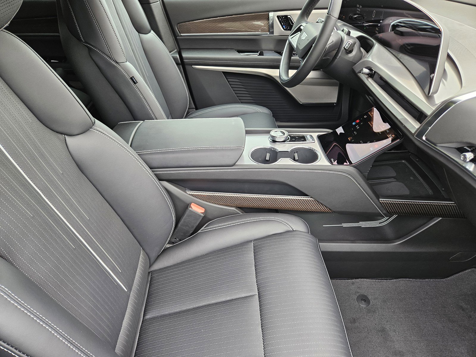 New 2026 Cadillac Vistiq Sport AWD/4WD image 9