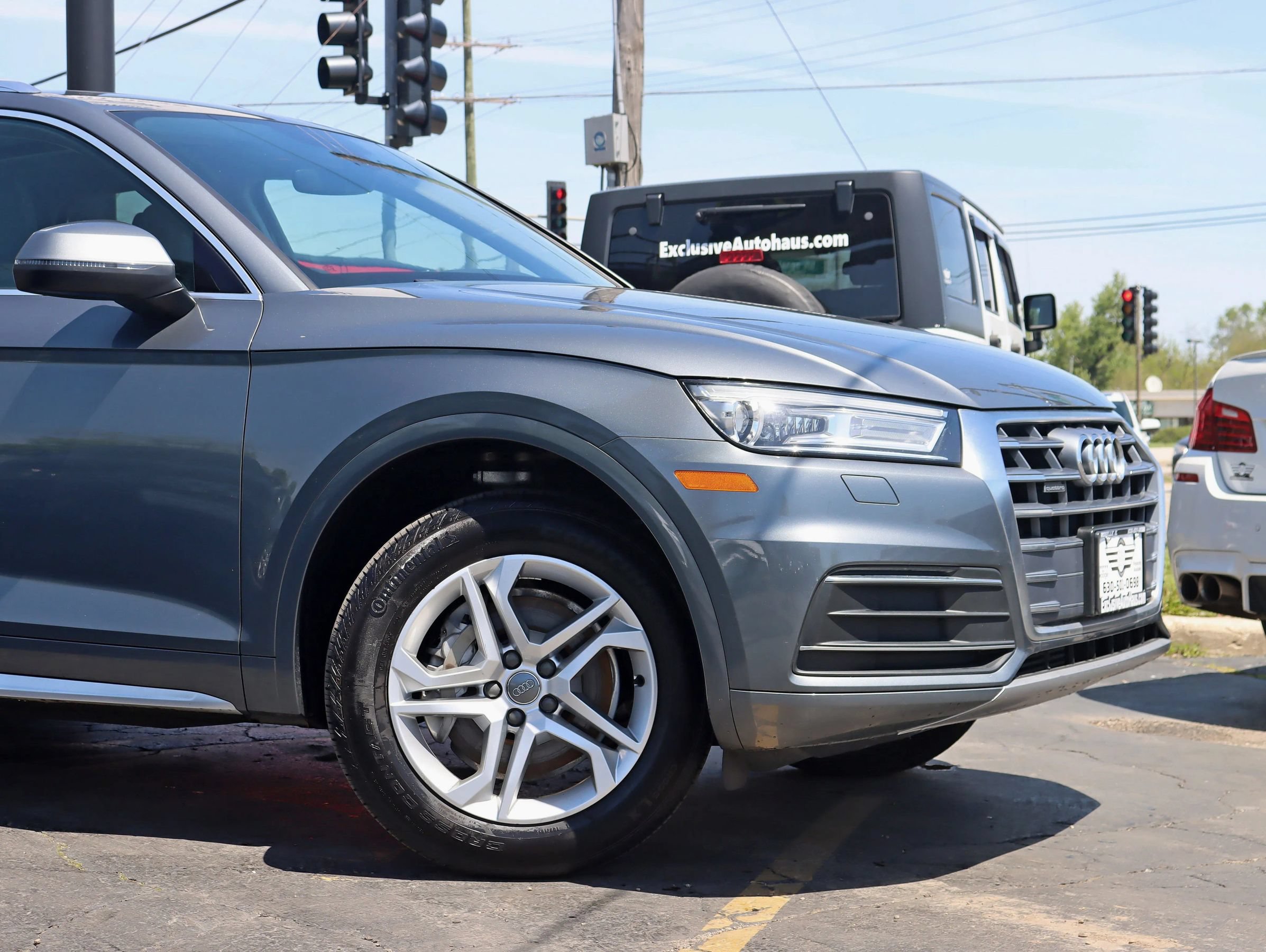 Used 2019 Audi Q5 2.0T Premium w/ Convenience Package AWD/4WD image 3