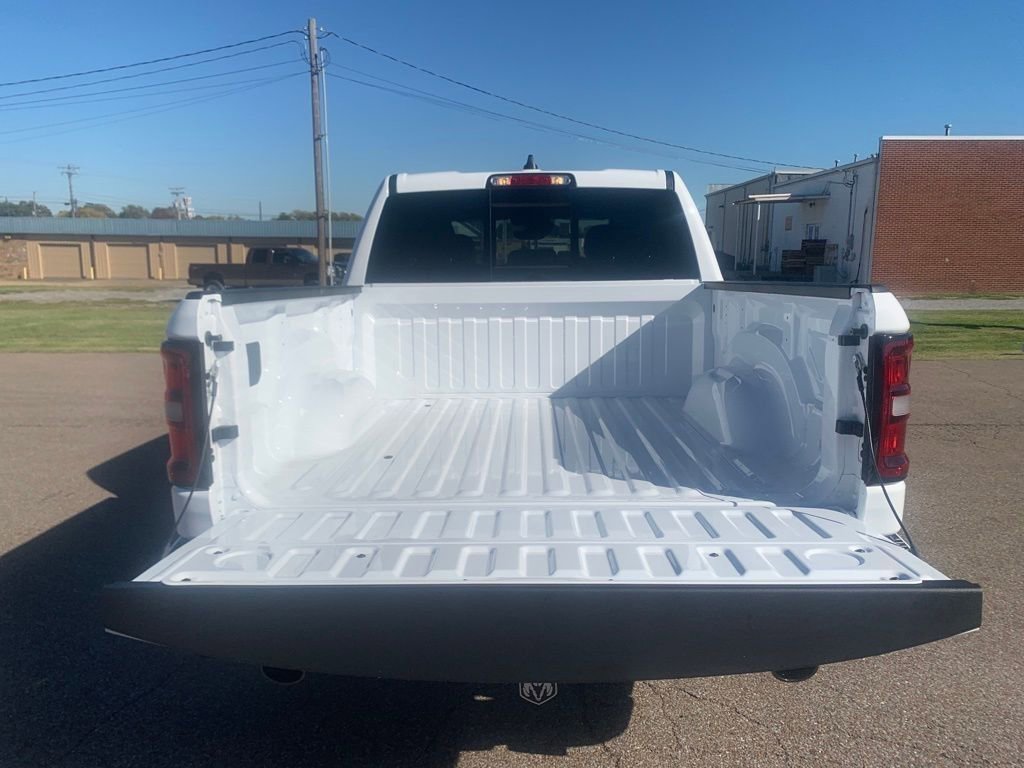 New 2026 RAM 1500 Big Horn w/ Night Edition AWD/4WD image 27