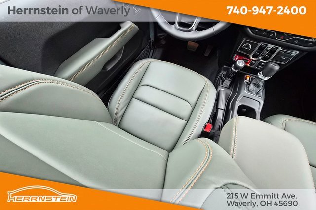 New 2025 Jeep Gladiator Mojave w/ Convenience Group image 13