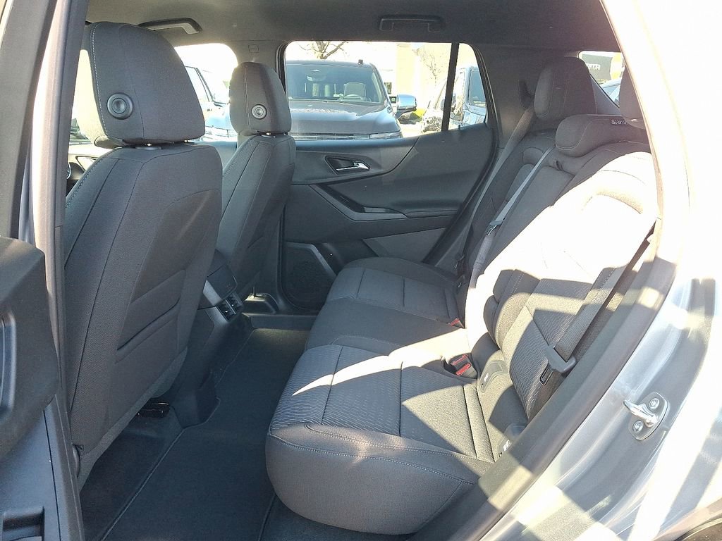 New 2026 Chevrolet Equinox LT image 5