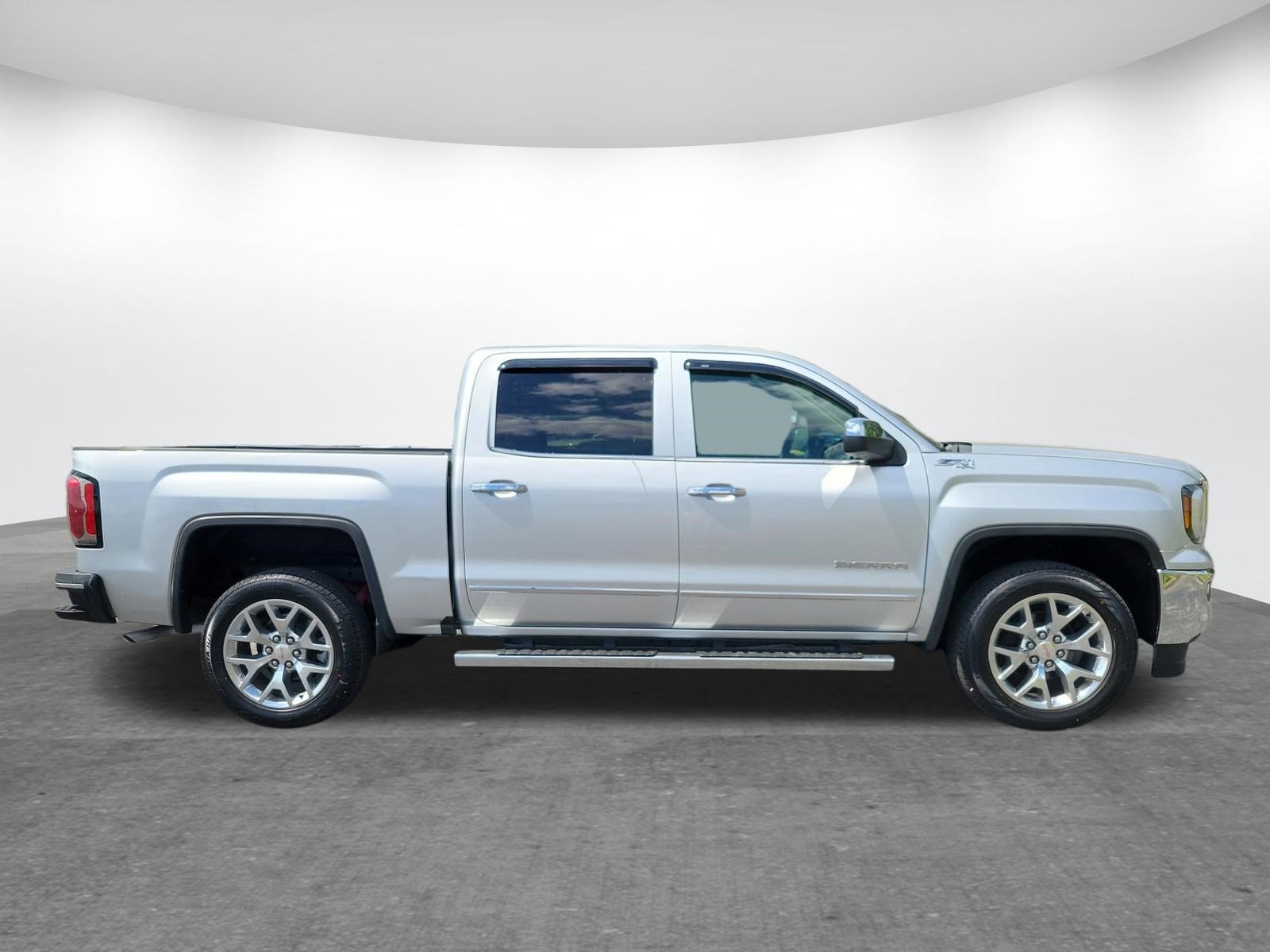 Used 2017 GMC Sierra 1500 SLT w/ SLT Premium Package image 21
