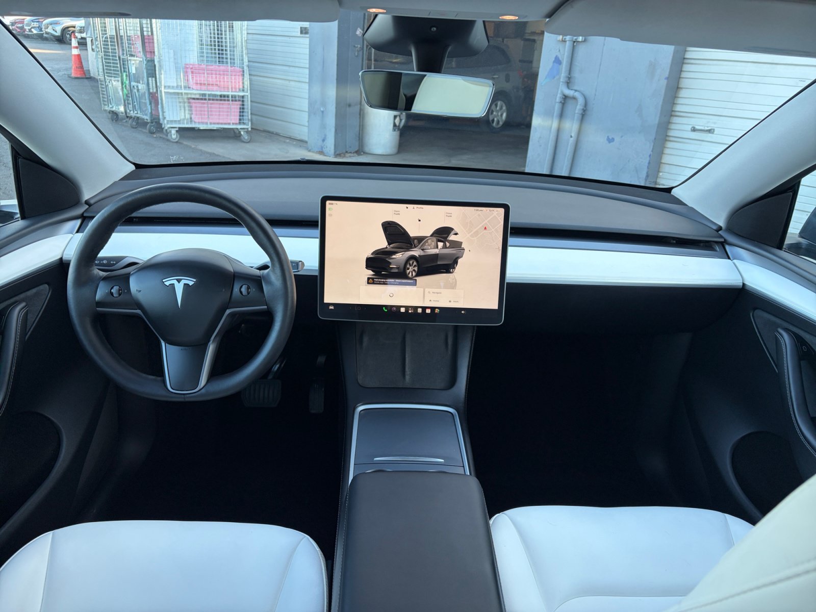 Used 2023 Tesla Model Y Long Range AWD/4WD image 23