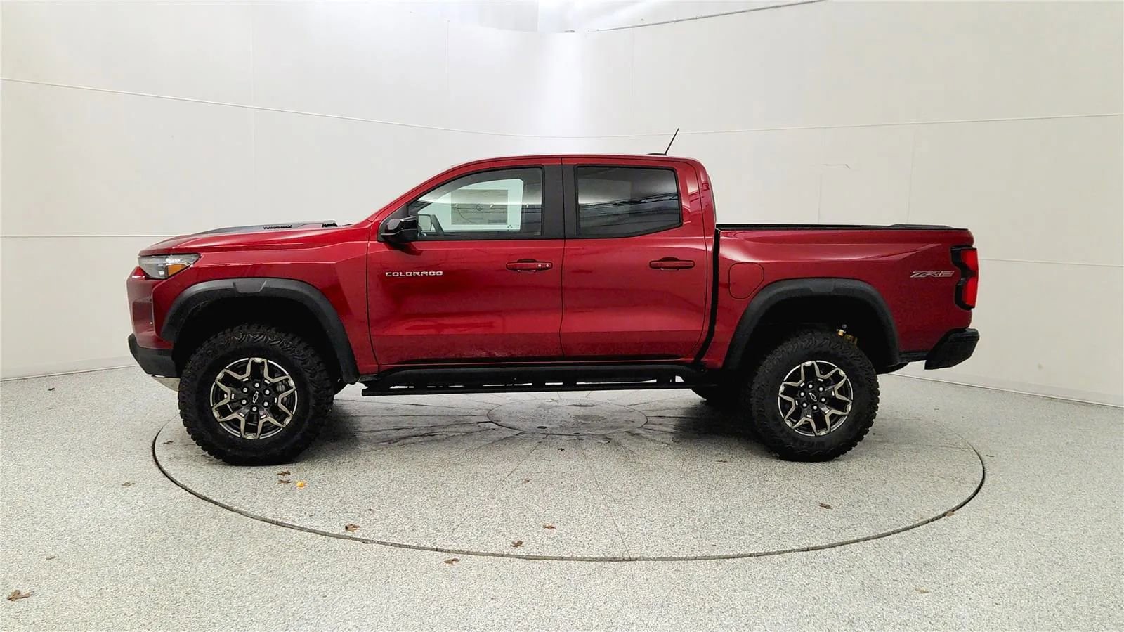 New 2026 Chevrolet Colorado ZR2 AWD/4WD image 4