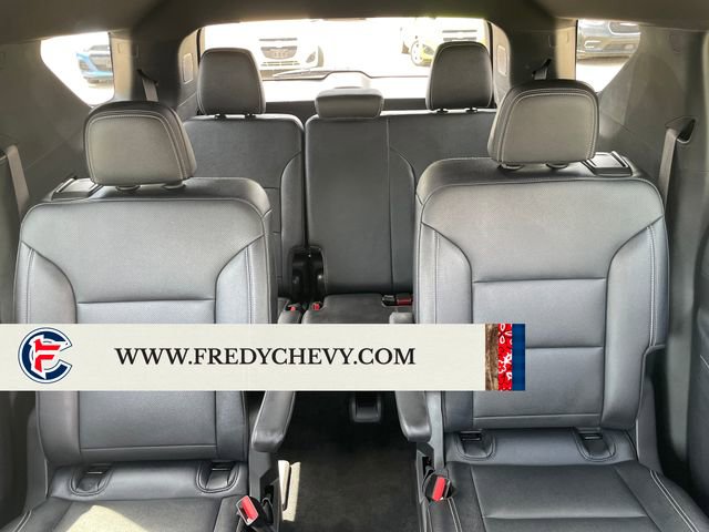 Used 2025 Chevrolet Traverse LT FWD image 39