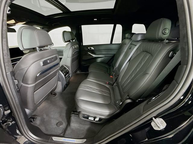 Used 2024 BMW ALPINA XB7 image 26