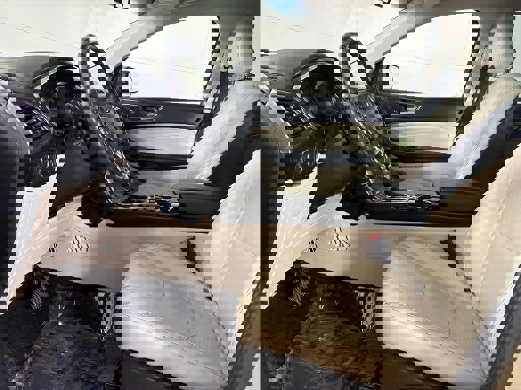 Used 2017 Ford Edge Titanium w/ Equipment Group 301A image 20