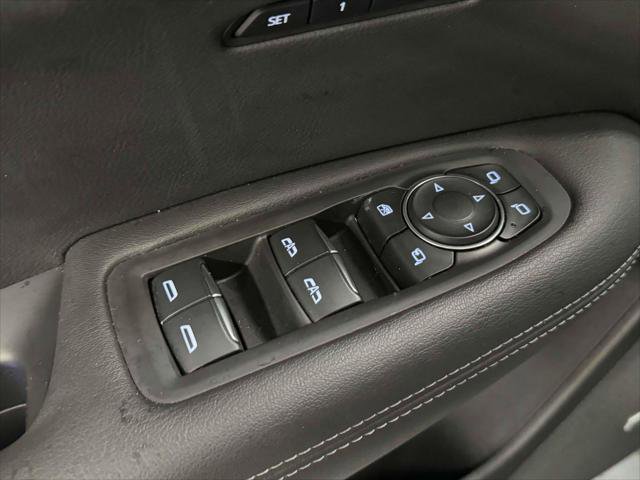 Certified 2025 Cadillac XT6 Premium Luxury image 17