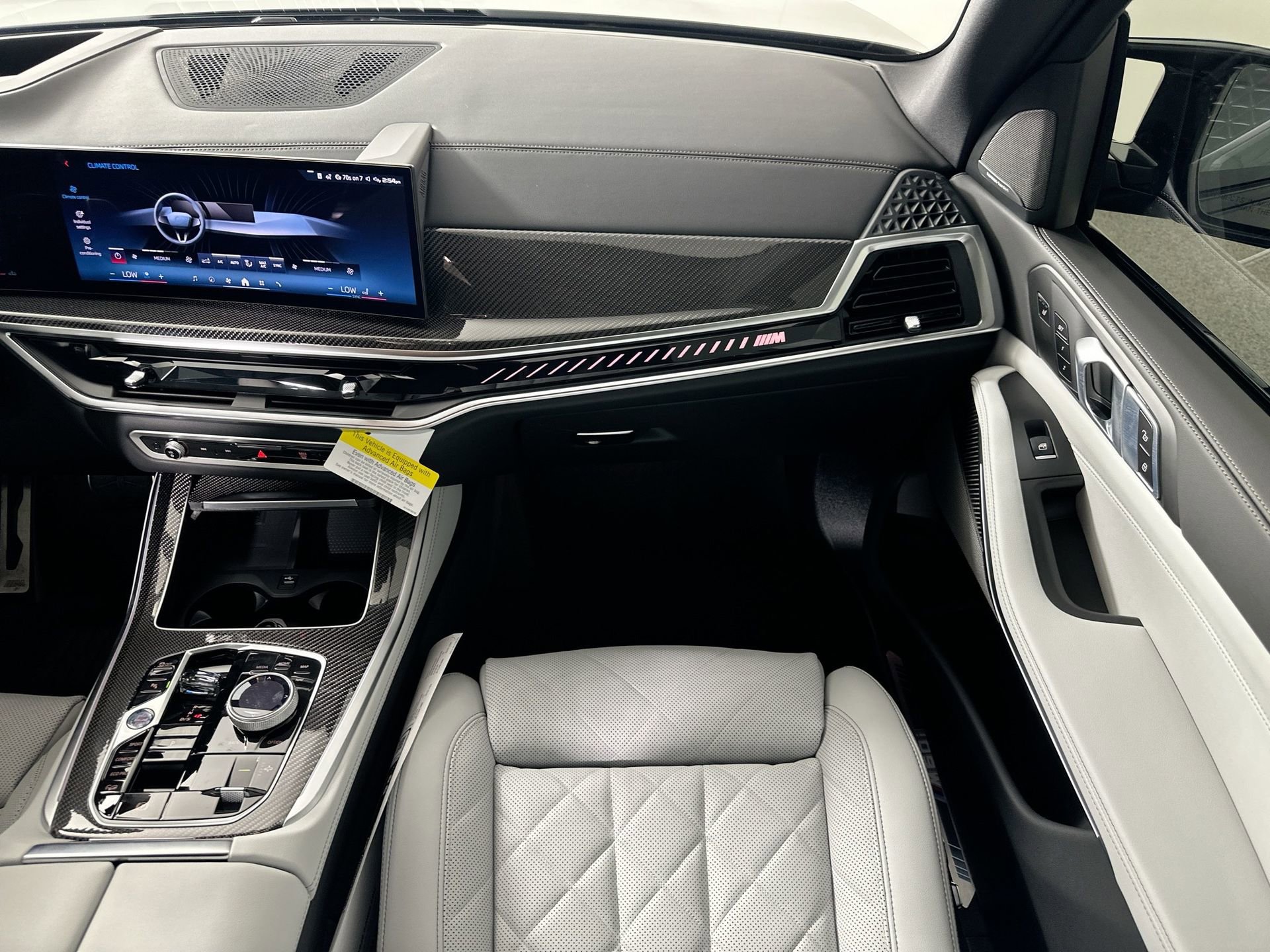 New 2026 BMW X5 M60i image 24