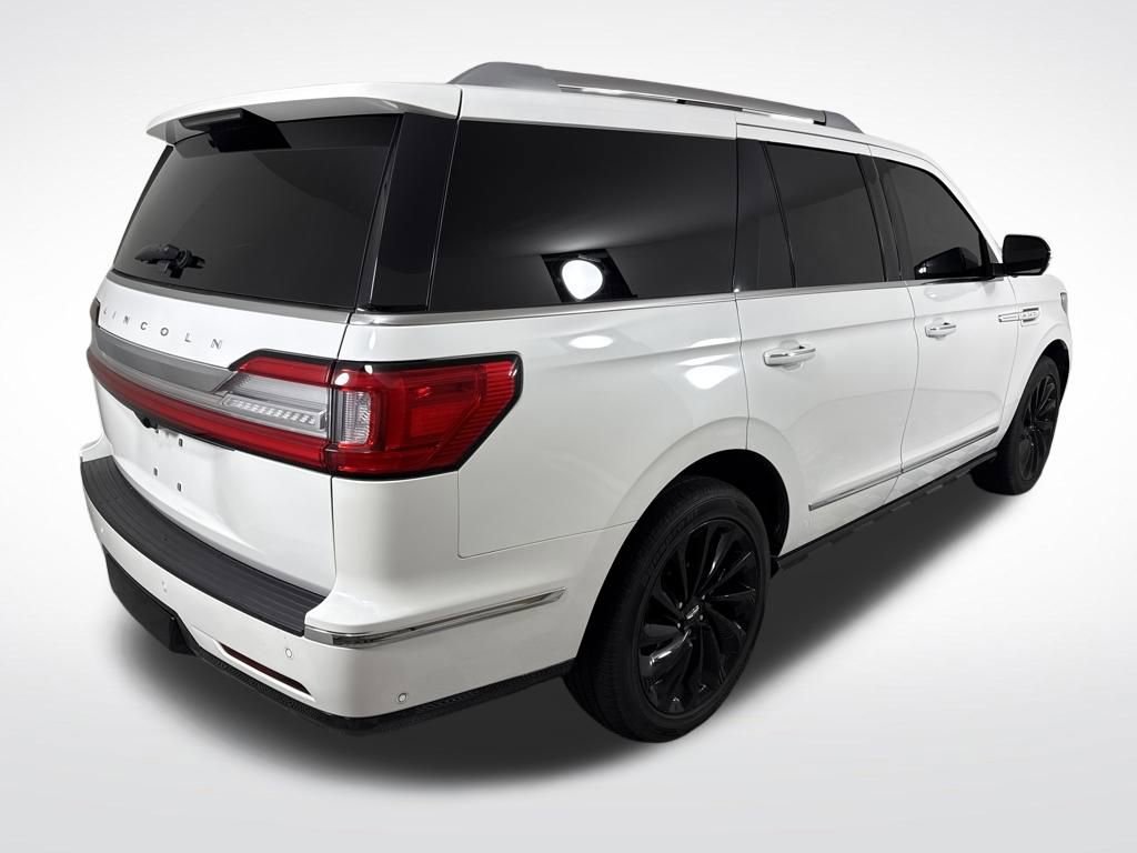 Used 2020 Lincoln Navigator Reserve w/ Equipment Group 208A Reserve image 3
