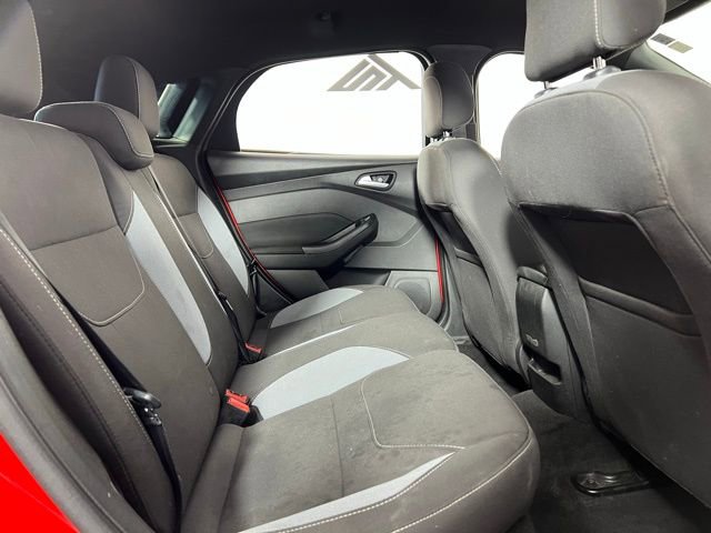 Used 2017 Ford Focus ST image 12