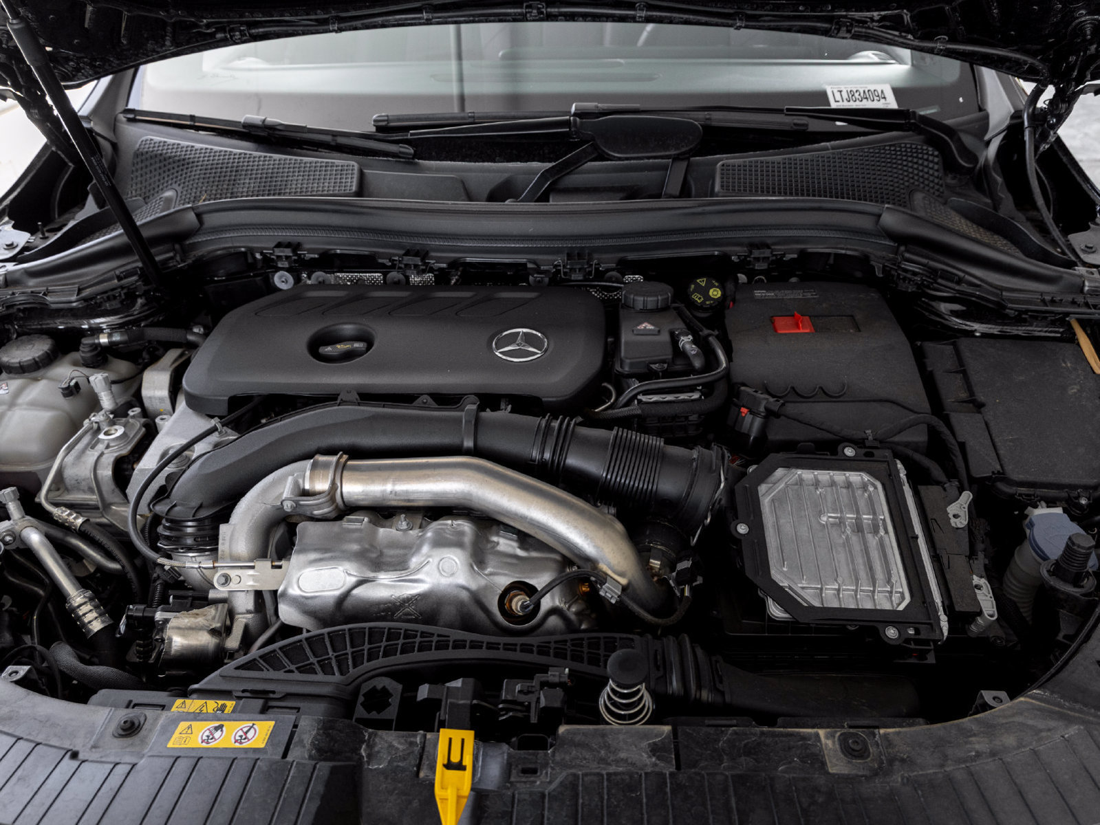 Certified 2026 Mercedes-Benz GLA 250 4MATIC image 32