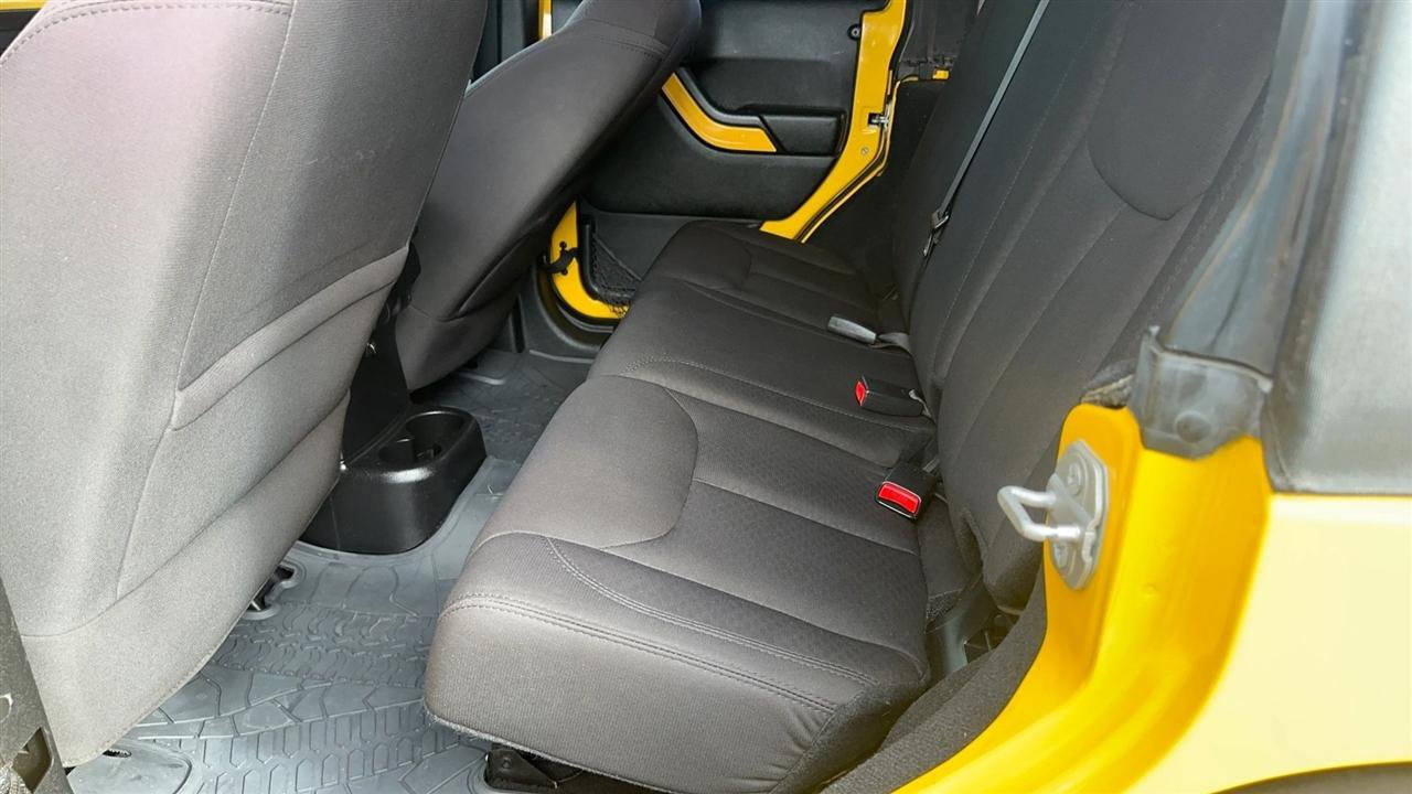 Used 2015 Jeep Wrangler Unlimited Sport w/ Quick Order Package 24S image 27