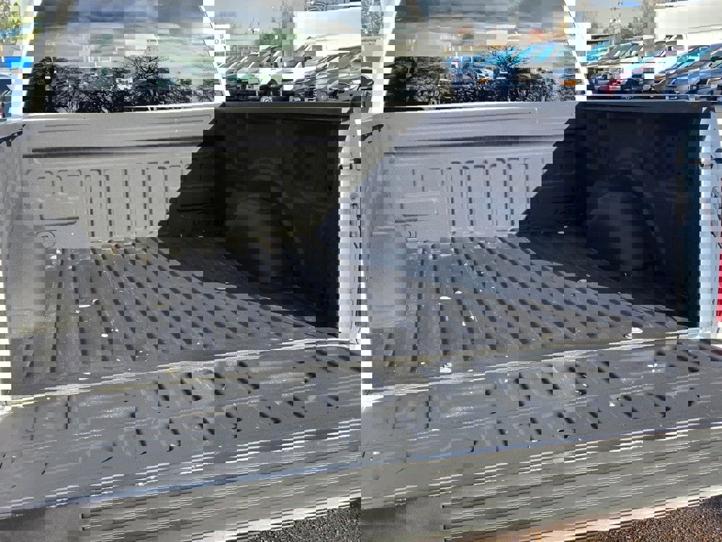 Used 2018 Ford F150 XLT w/ XTR Package image 29