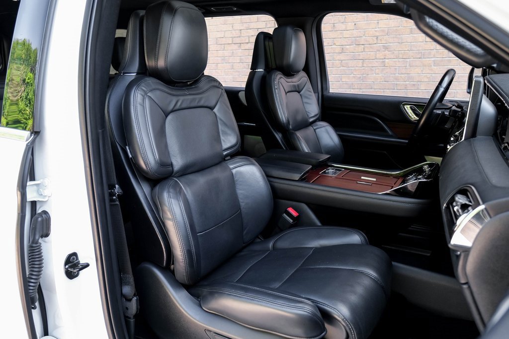 Used 2023 Lincoln Navigator L Reserve image 44