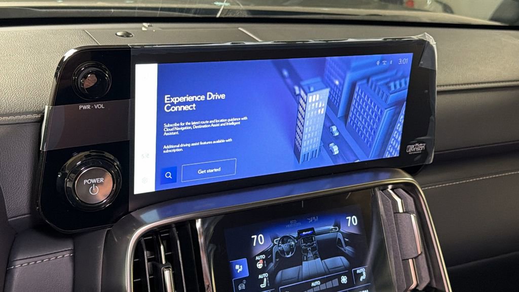 New 2026 Lexus LX 700h Luxury image 30