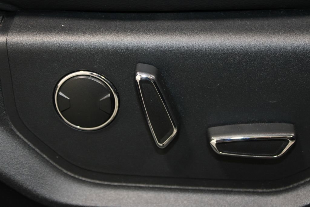 Used 2020 Ford Expedition Max Limited w/ Equipment Group 302A image 25