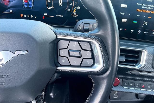Used 2025 Ford Mustang Premium RWD image 18