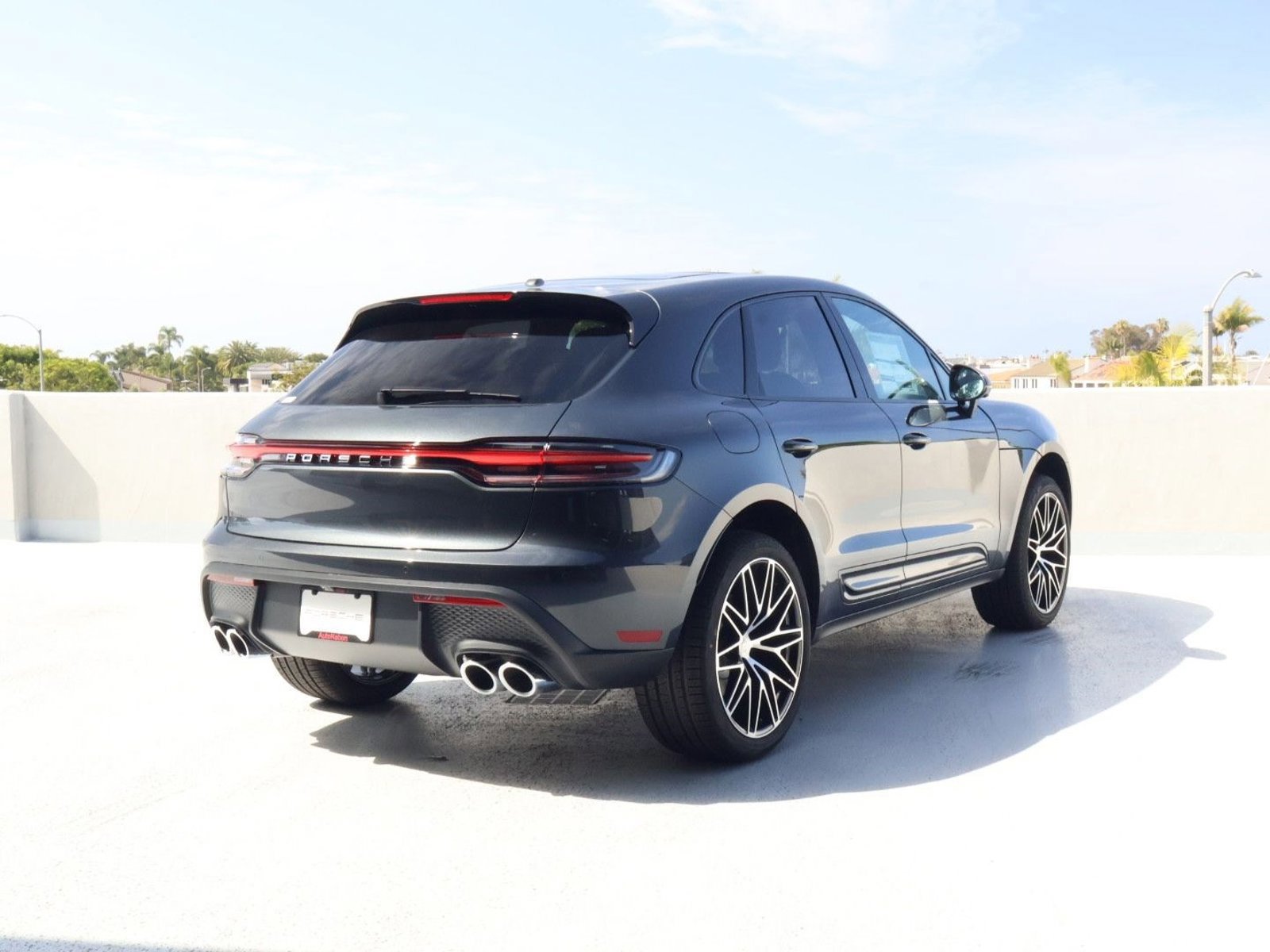New 2026 Porsche Macan AWD/4WD image 9