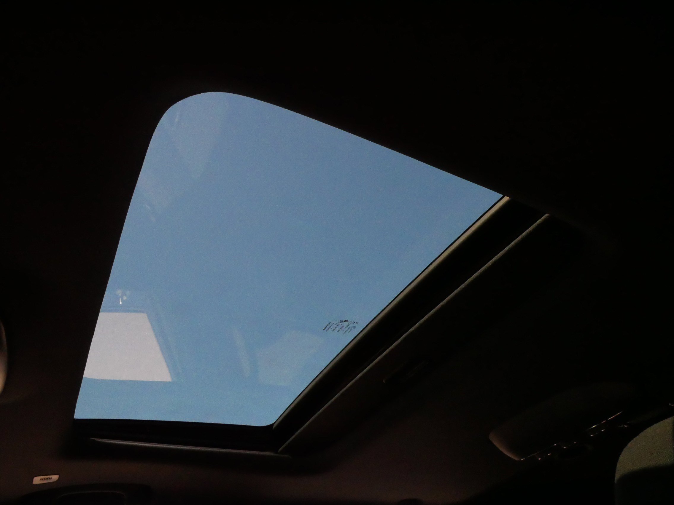 Used 2019 Dodge Durango SXT image 31