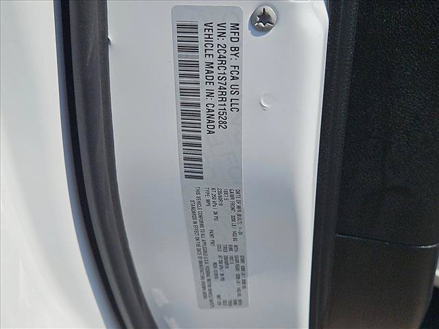 Used 2024 Chrysler Pacifica Limited FWD image 23