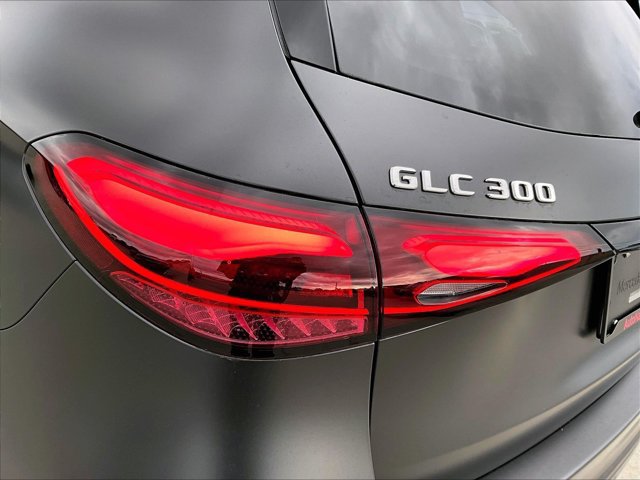 New 2026 Mercedes-Benz GLC 300 image 27