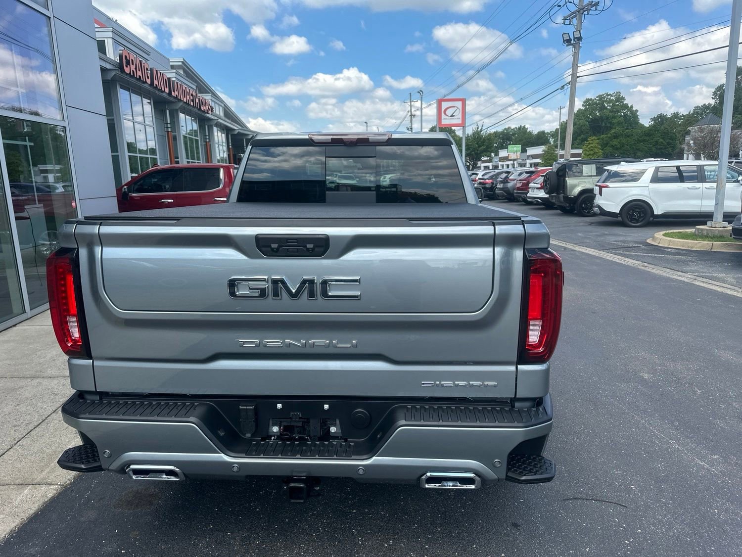 Used 2025 GMC Sierra 1500 Denali Ultimate AWD/4WD image 4
