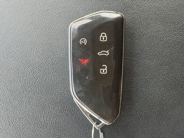 Used 2024 Volkswagen Atlas SE image 37