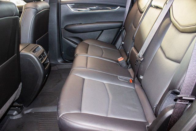 Used 2021 Cadillac XT5 Premium Luxury w/ LPO, Floor Liner Package image 17