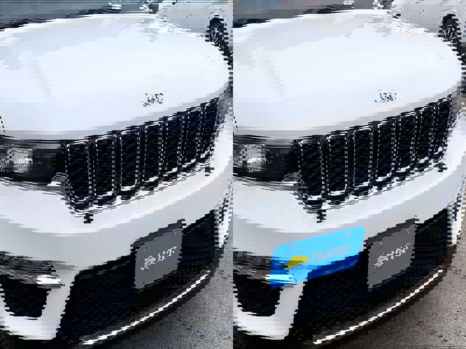 Used 2023 Jeep Grand Cherokee 4WD 4xe image 32