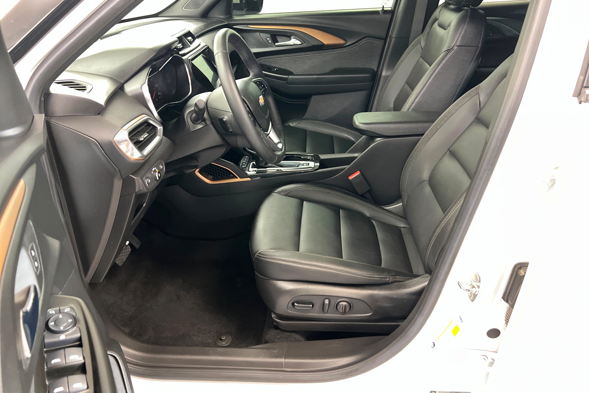 Used 2023 Chevrolet TrailBlazer ACTIV w/ Convenience Package FWD image 18