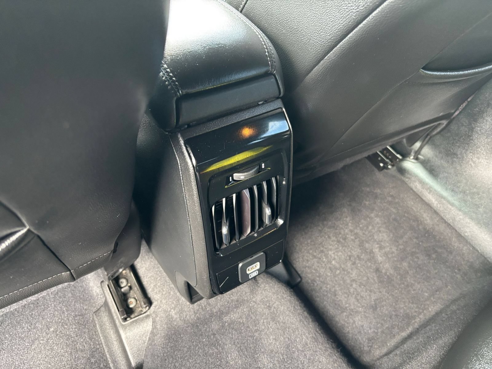 Used 2025 Jeep Compass Limited AWD/4WD image 23