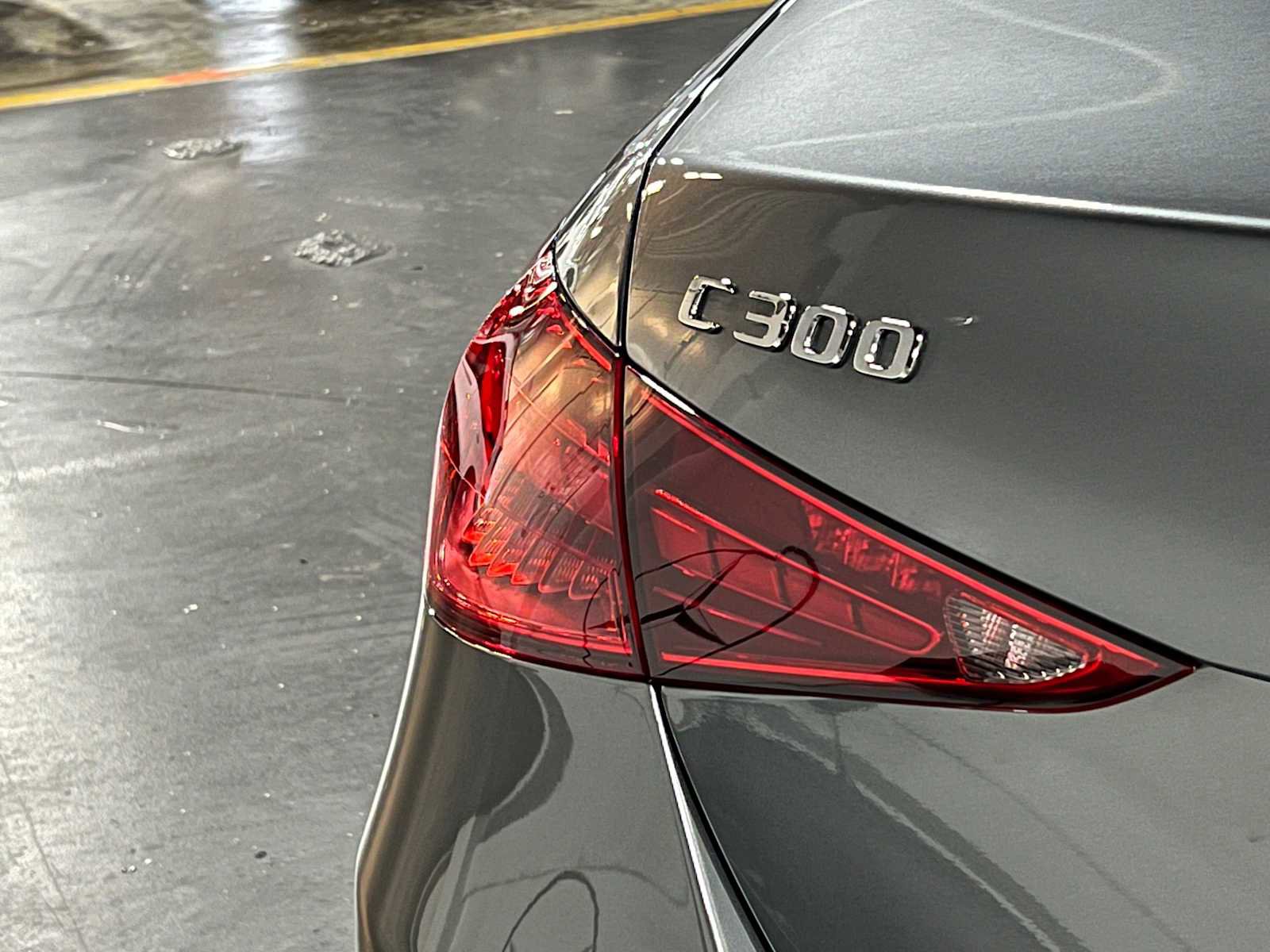 Used 2025 Mercedes-Benz C 300 4MATIC Sedan image 14