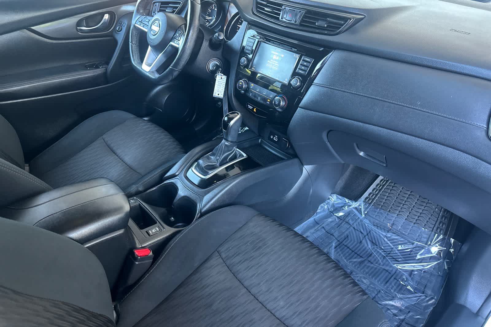 Used 2018 Nissan Rogue S w/ S Value Package AWD/4WD image 16