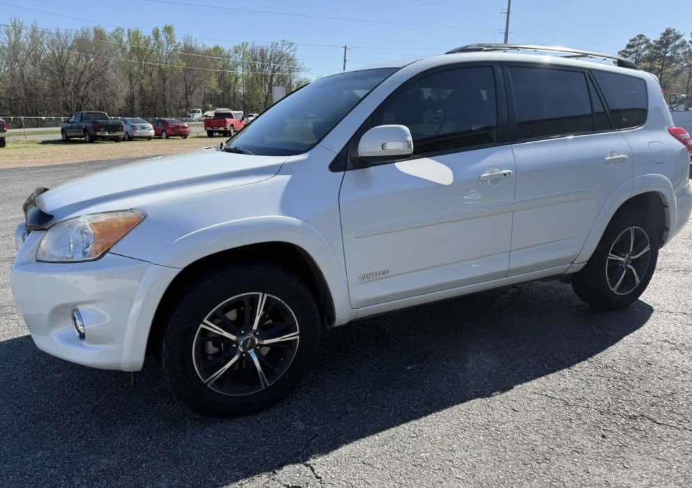 Used 2012 Toyota RAV4 Limited w/ Premium Plus Value Pkg FWD image 2