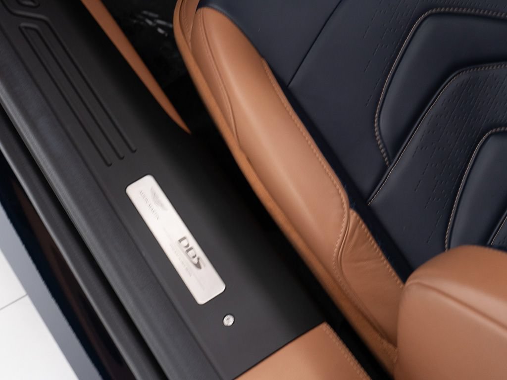 Used 2023 Aston Martin DBS Superleggera Volante RWD image 20