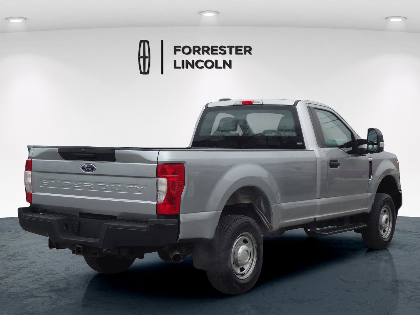 Used 2020 Ford F250 XL w/ Power Equipment Group image 3