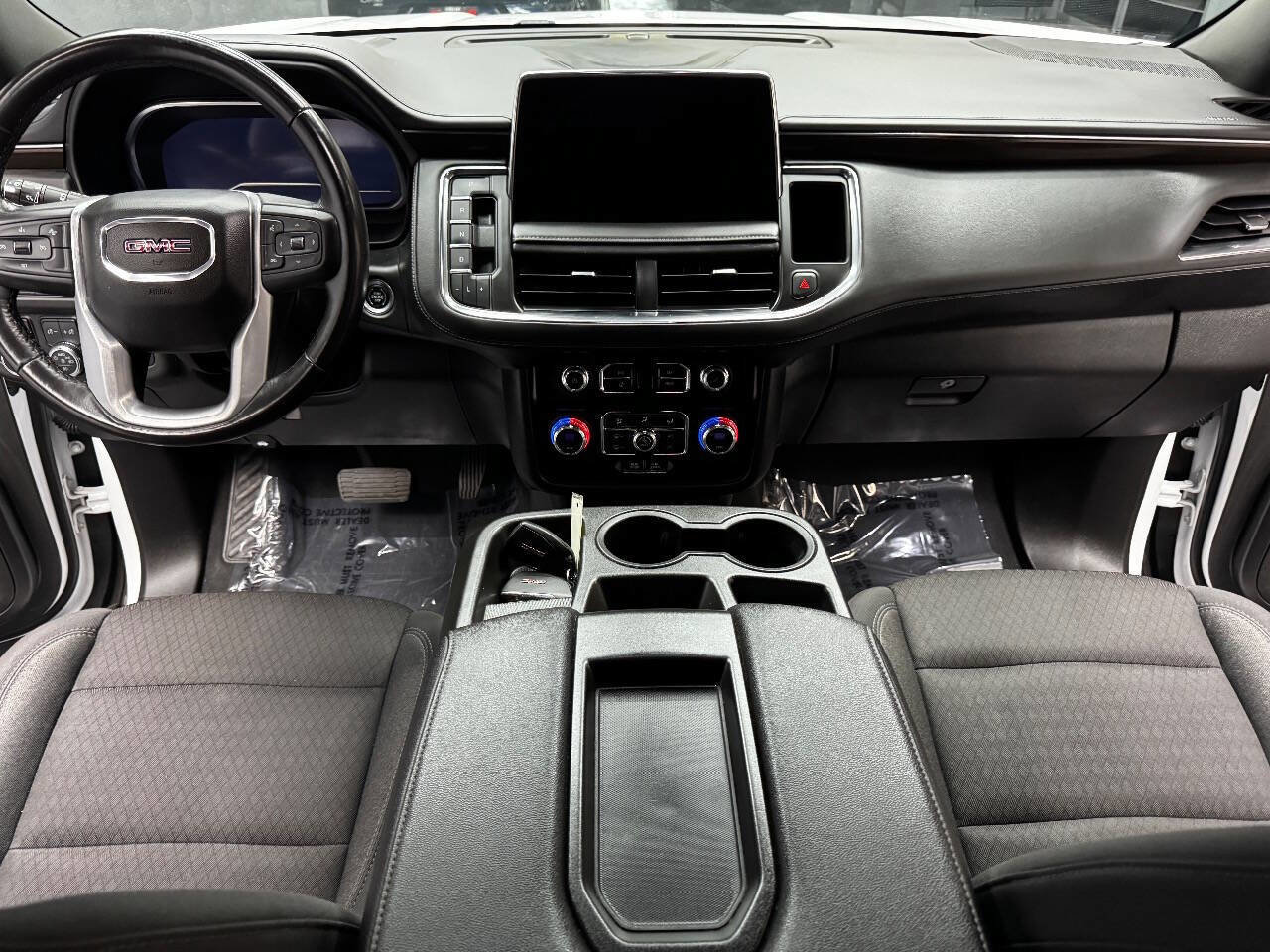 Used 2023 GMC Yukon XL SLE image 36