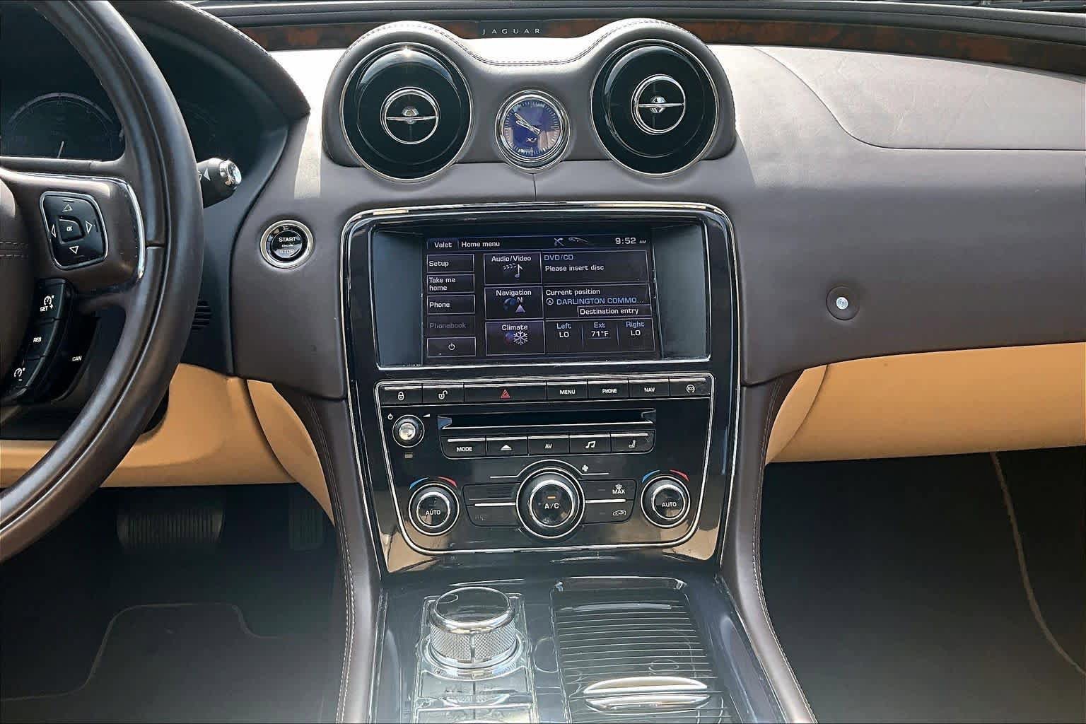 Used 2013 Jaguar XJ RWD image 7