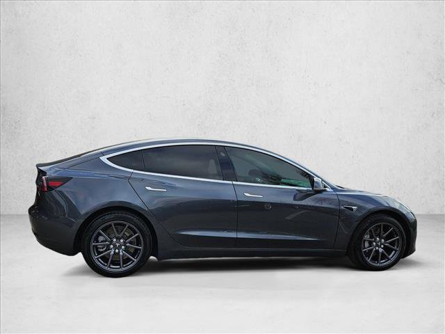 Used 2019 Tesla Model 3 Standard Range Plus video 4