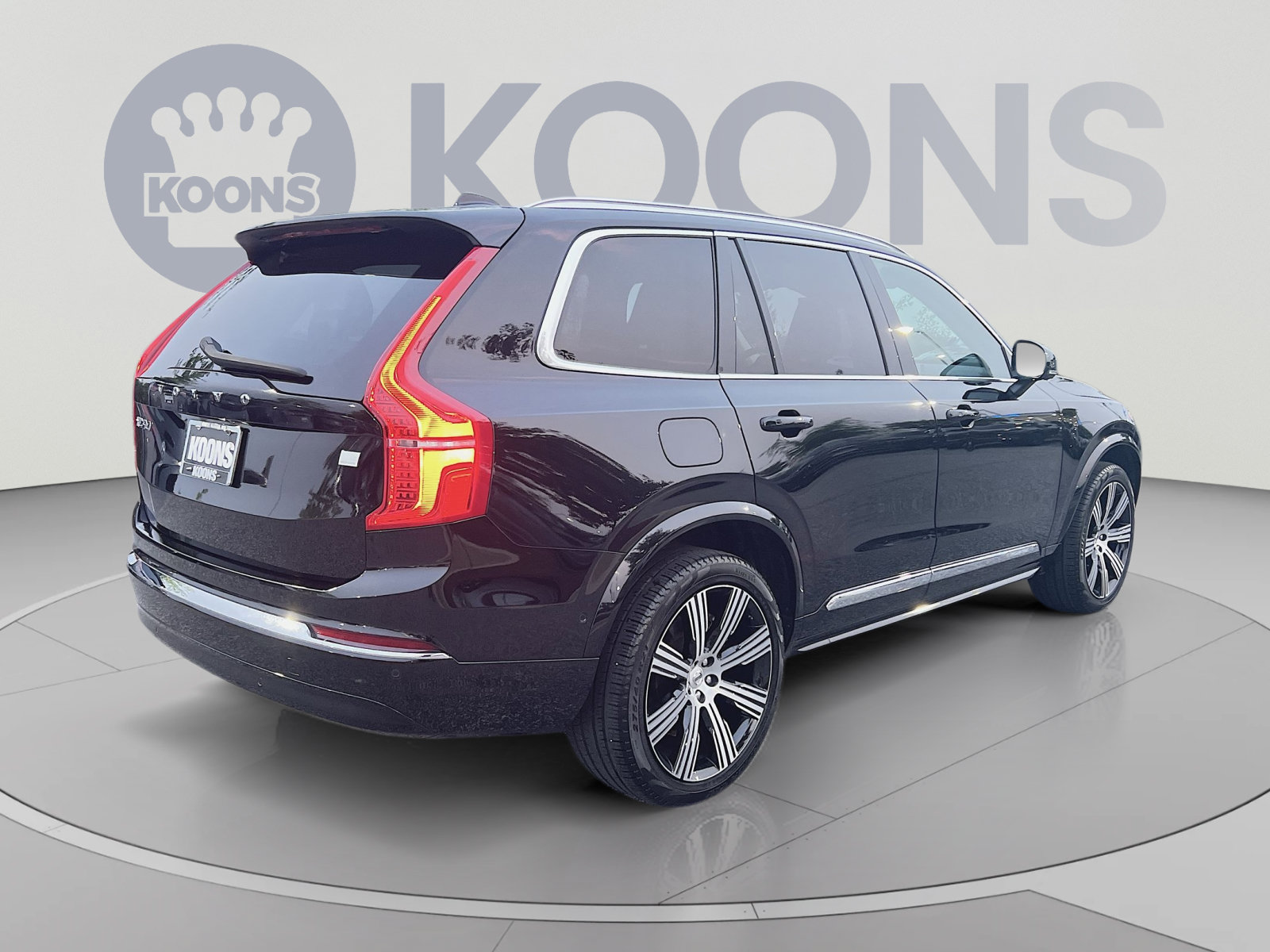 Certified 2024 Volvo XC90 T8 Ultimate w/ Protection Package AWD/4WD image 7