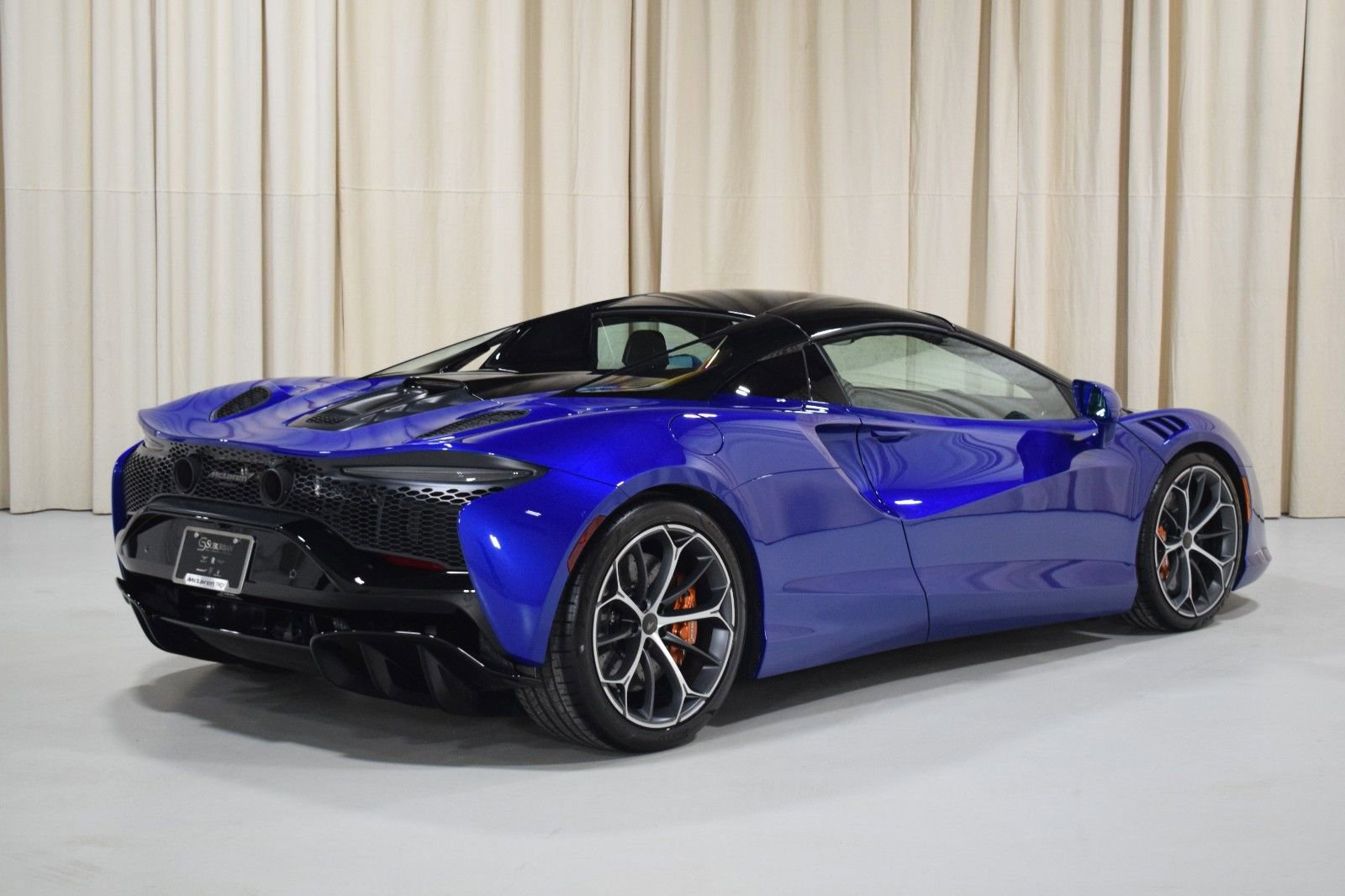 New 2026 McLaren Artura Spider image 10