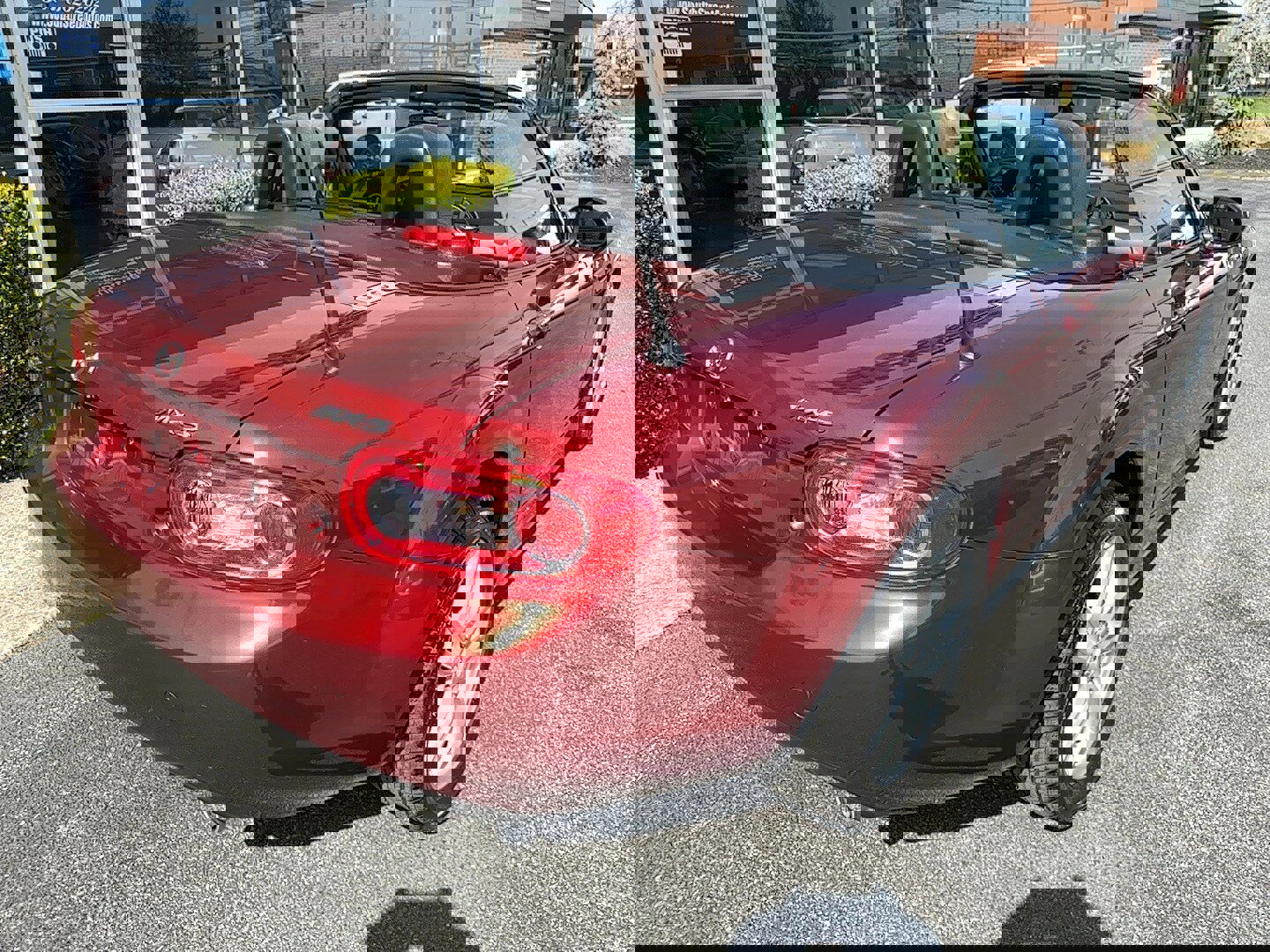 Used 2012 MAZDA MX-5 Miata Sport image 3