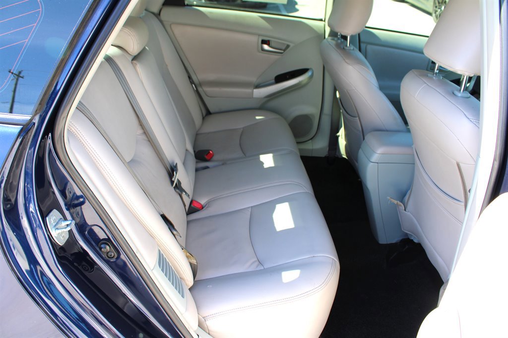 Used 2015 Toyota Prius Two FWD image 20